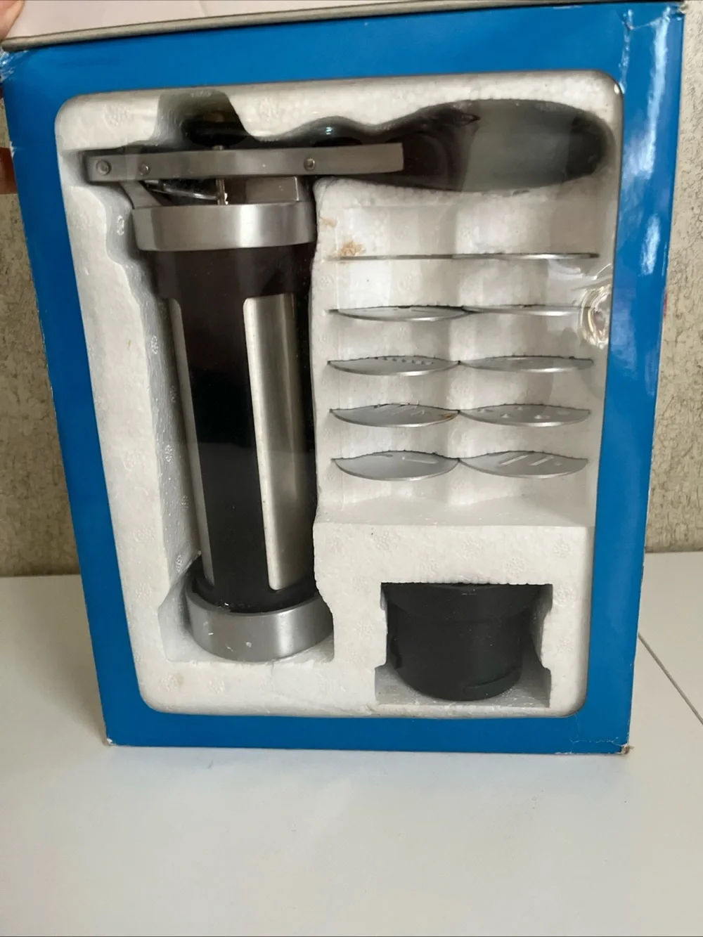 Wilton Cookie Pro Cookie Press 2104-4002 Stainless Barrel 10 Disks Spritz Maker